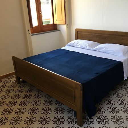 Maison Del Mare Sorrento Sea View 马萨鲁布朗斯 外观 照片